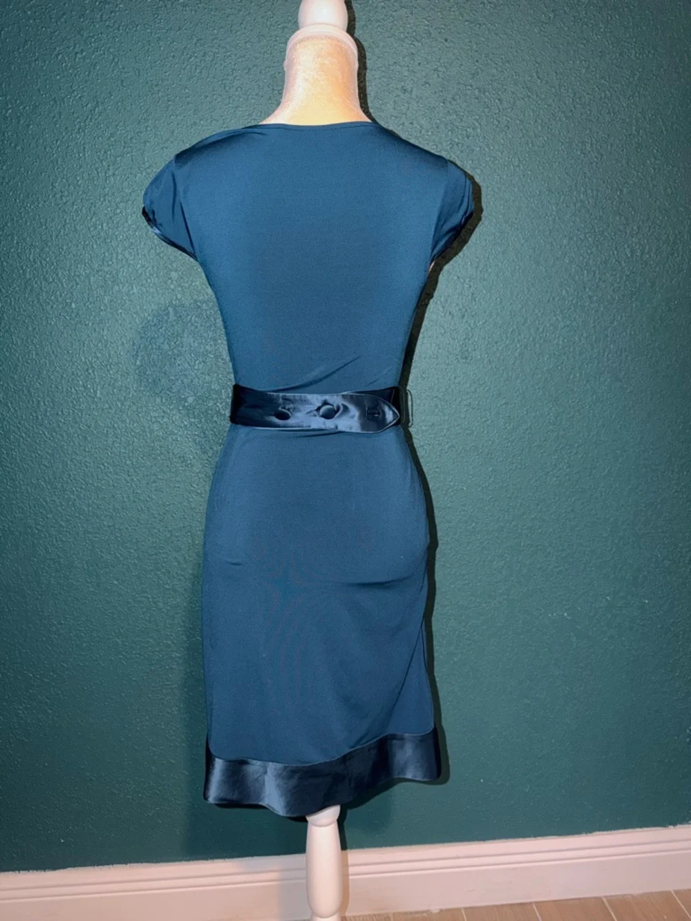 BCBGMaxAzria Teal V-Neck Fit-and-Flare Midi Dress